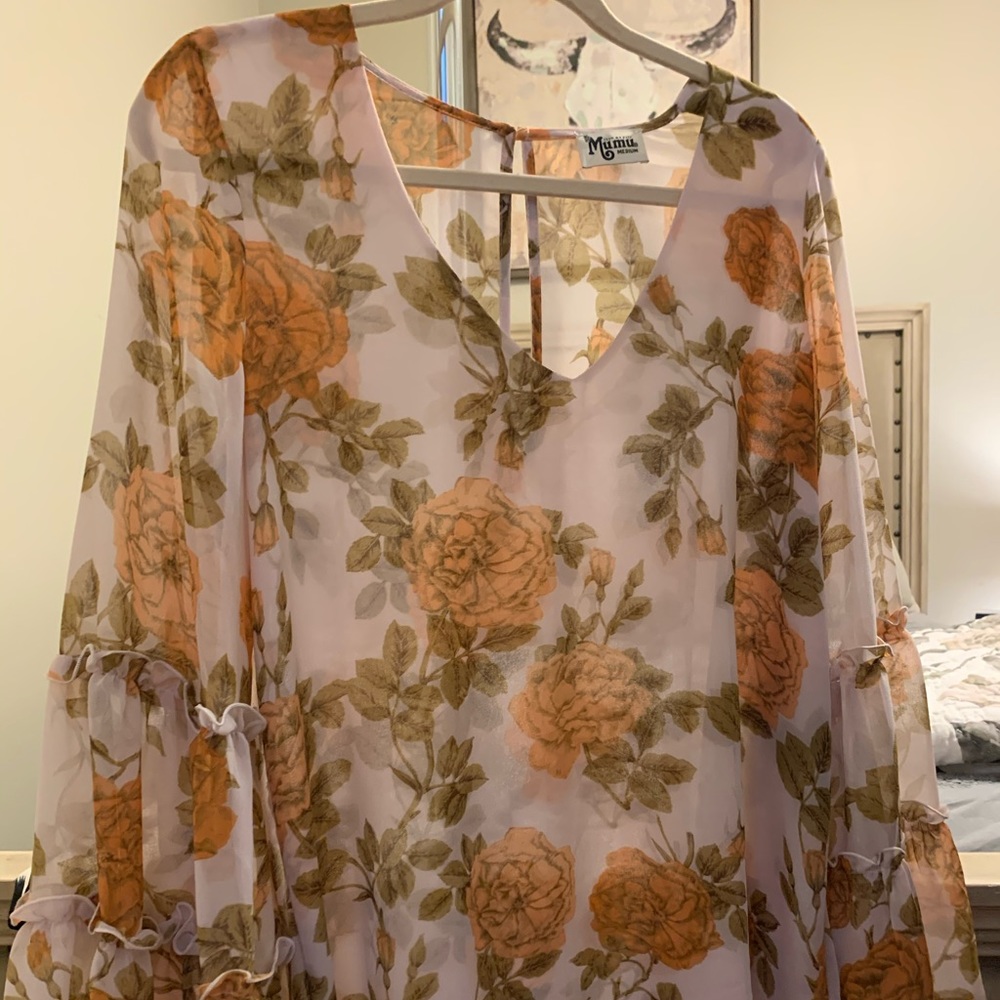 Repost: Mumu Bell Sleeve Nicolette Floral Top (M)